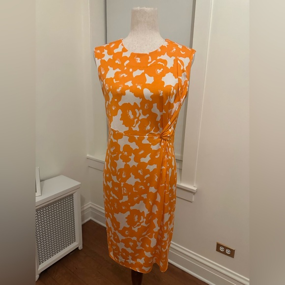 Diane Von Furstenberg Dresses & Skirts - Diane Von Furstenberg Orange and White Silk Midi Dress